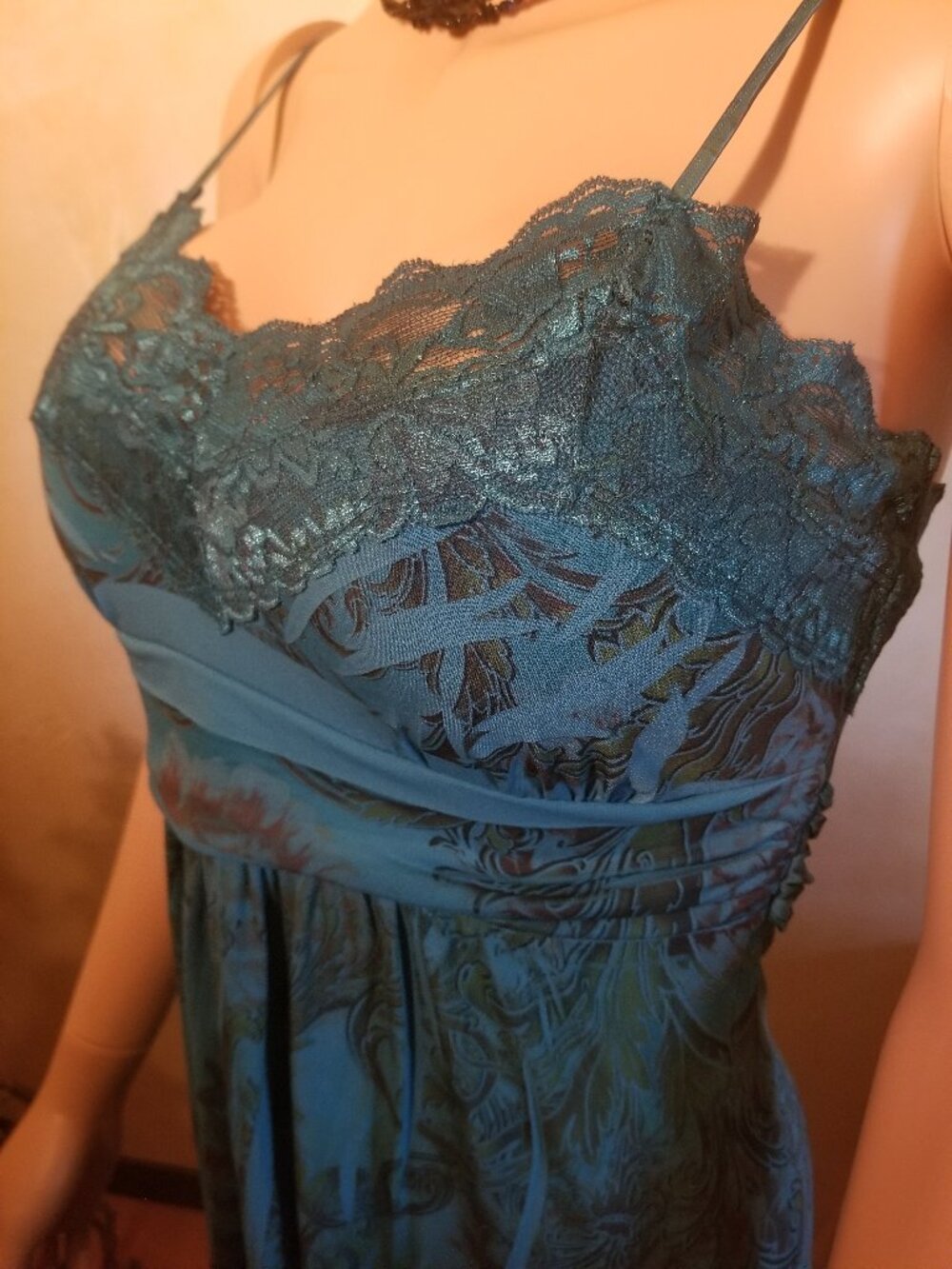 RUBY ROX BLUE-GREEN TURQUOISE DECOLLETE LACED STRETCH SLIP DRESS - SZ M